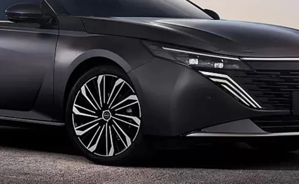 Nissan y el regreso del Teana, un sedán grande