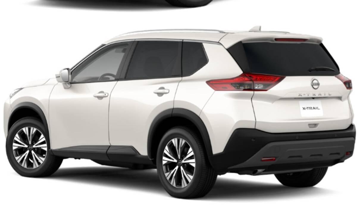 Nueva Nissan X Trail Advance trasera