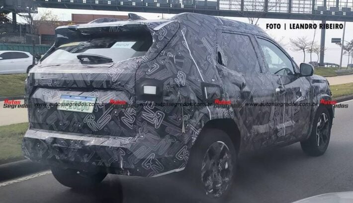 Nueva Renault Duster camuflada