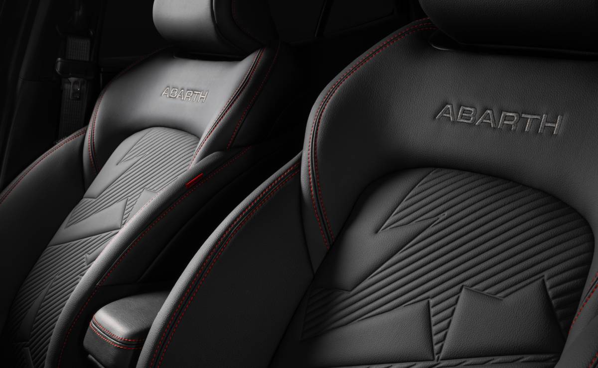 Nuevo Fiat Pulse Abarth asientos