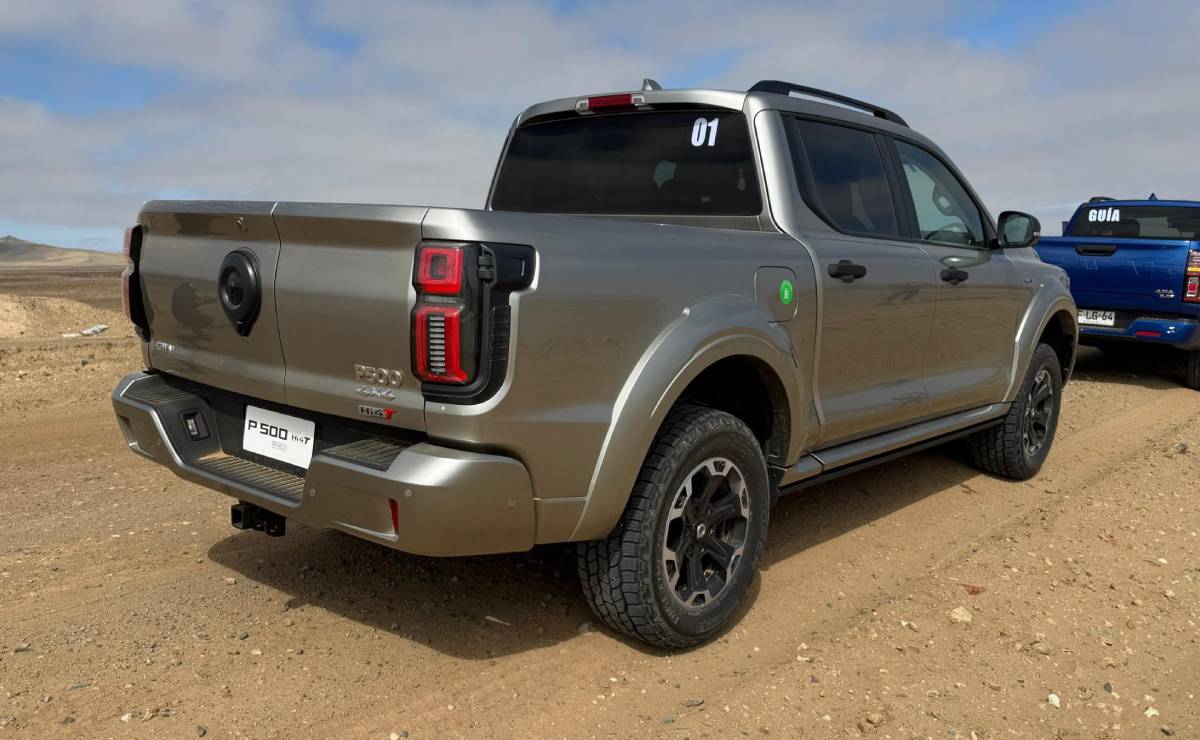 Pick up GWM POER 500 PHEV trasera