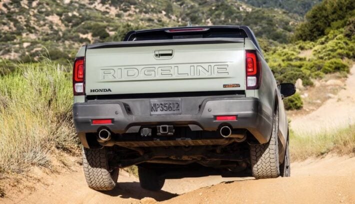 Pick up Honda Ridgeline 2026 cola