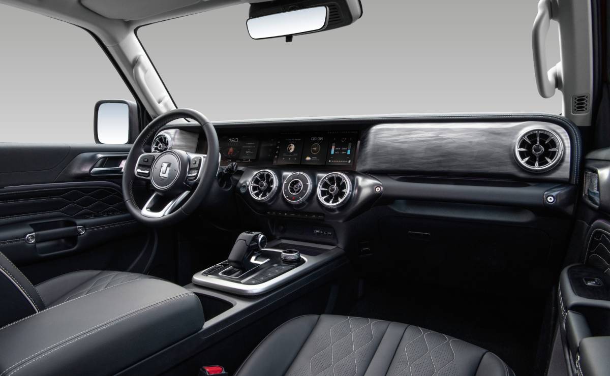 SUV GWM Tank 300 lanzamiento interior