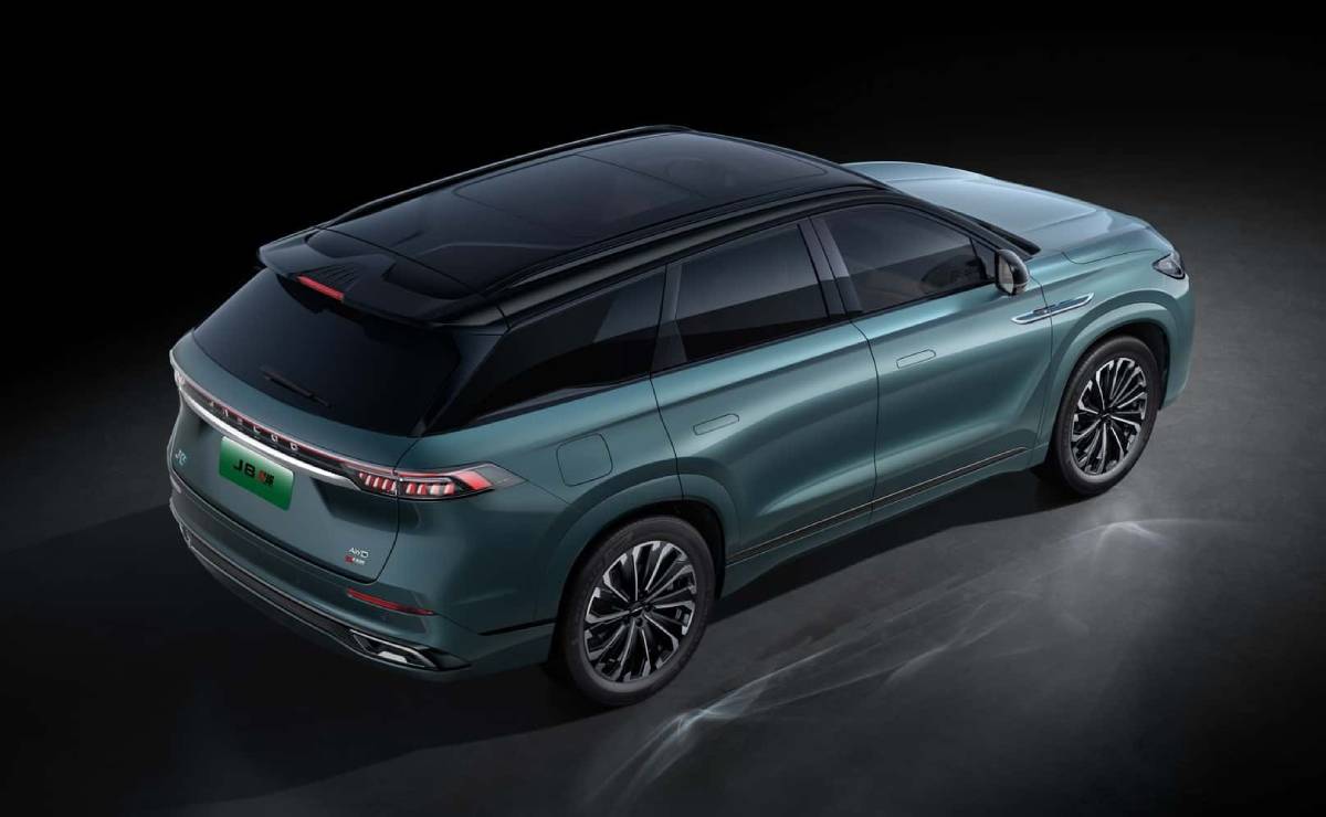 SUV Jaecoo 8 trasera