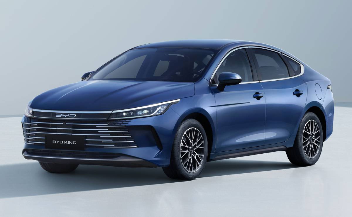 Sedan BYD King 2025 frente