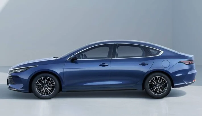 Sedan BYD King 2025 perfil
