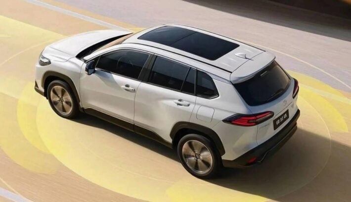 Toyota Frontlander trasera
