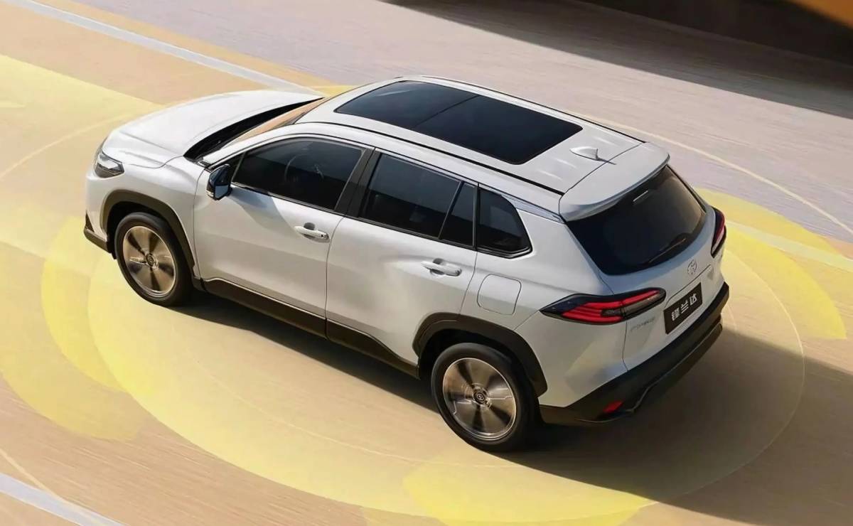 Toyota Frontlander trasera