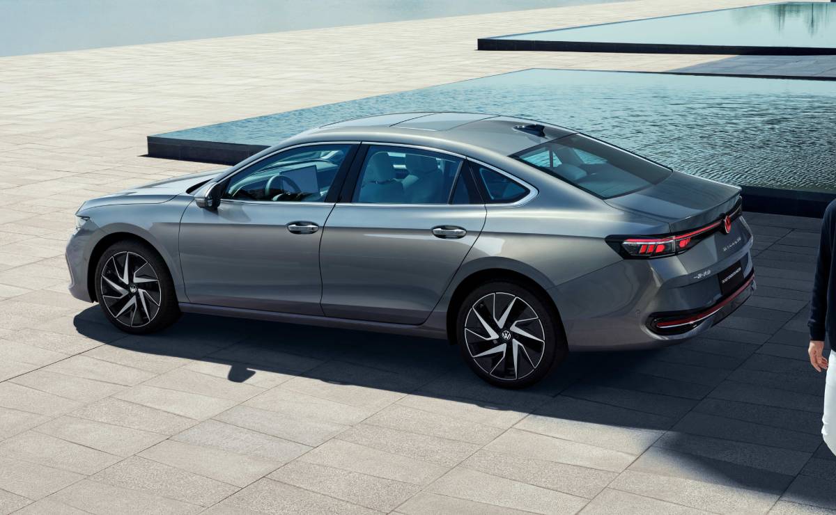 Volkswagen Magotan trasera 1