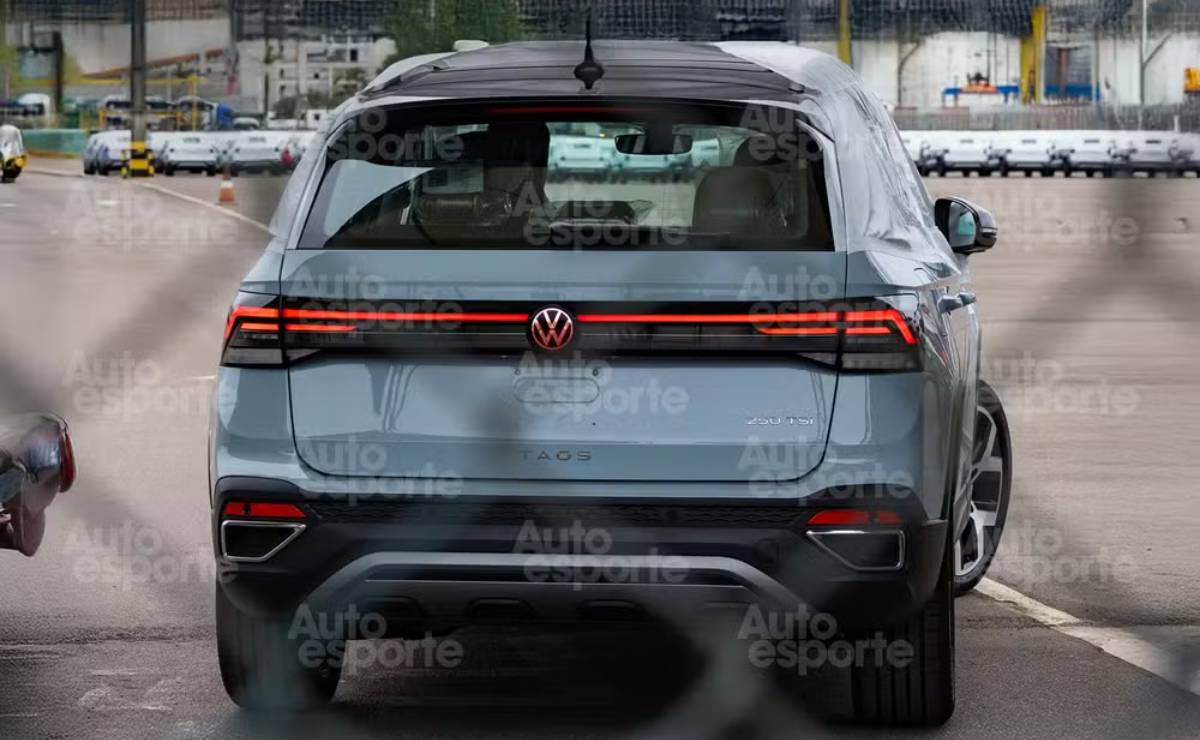 Volkswagen Taos 2026 camuflada trasera