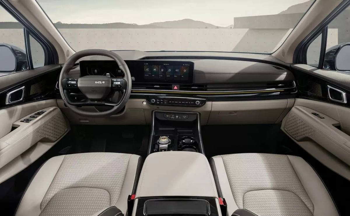 Kia Carnival Hi Limousine 2026 