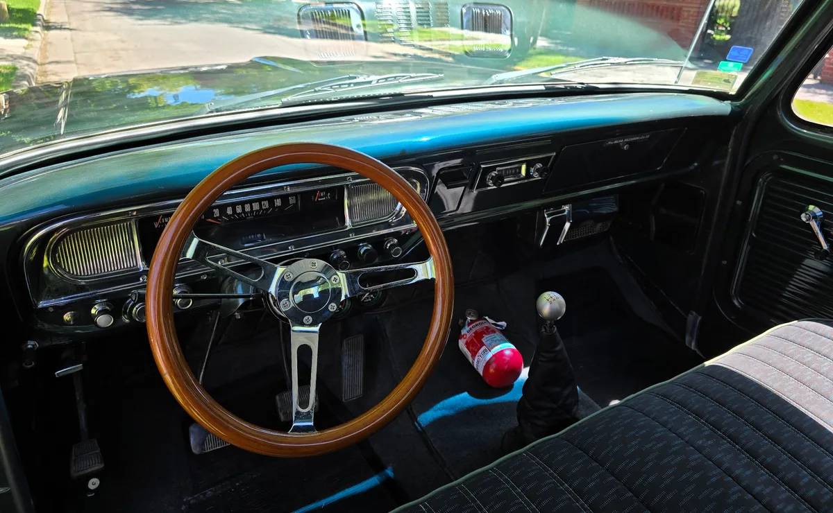 Ford F 100 1969 interior