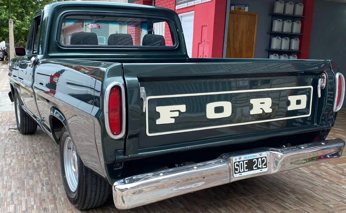 Ford F 100 1969 trasera