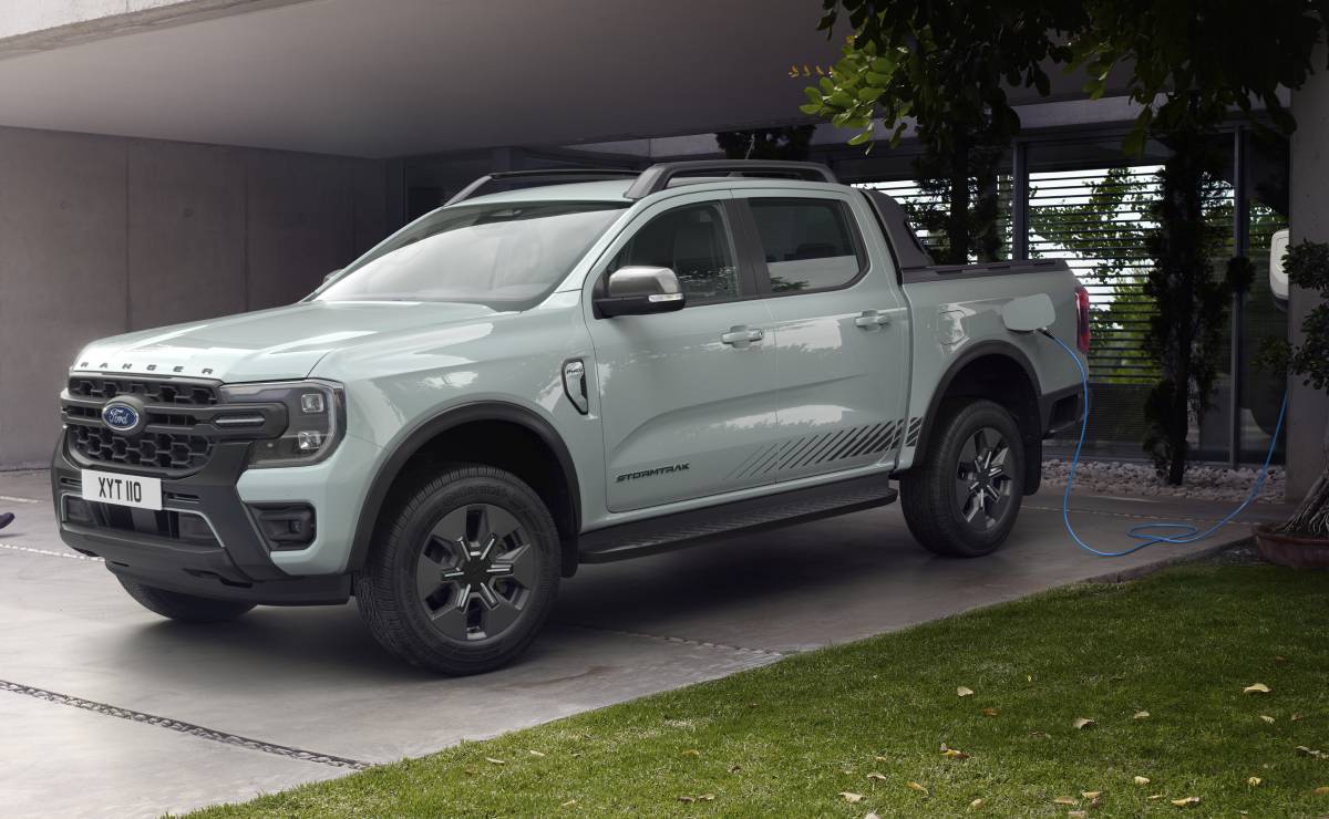 Ford Ranger PHEV Stormtrak FRENTE