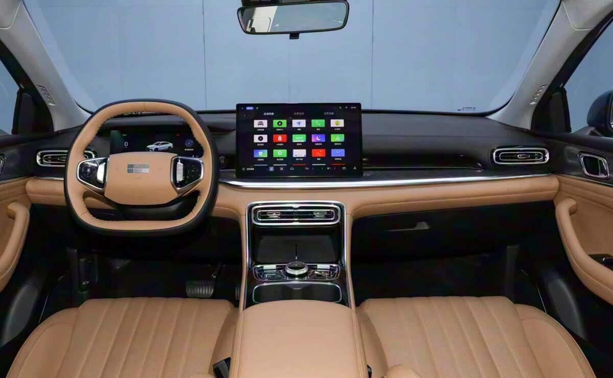 Geely Starshine 6 interior