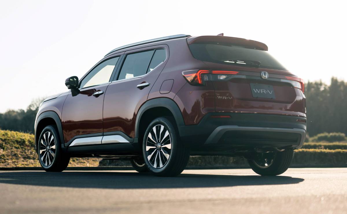Honda WR V trasera 1