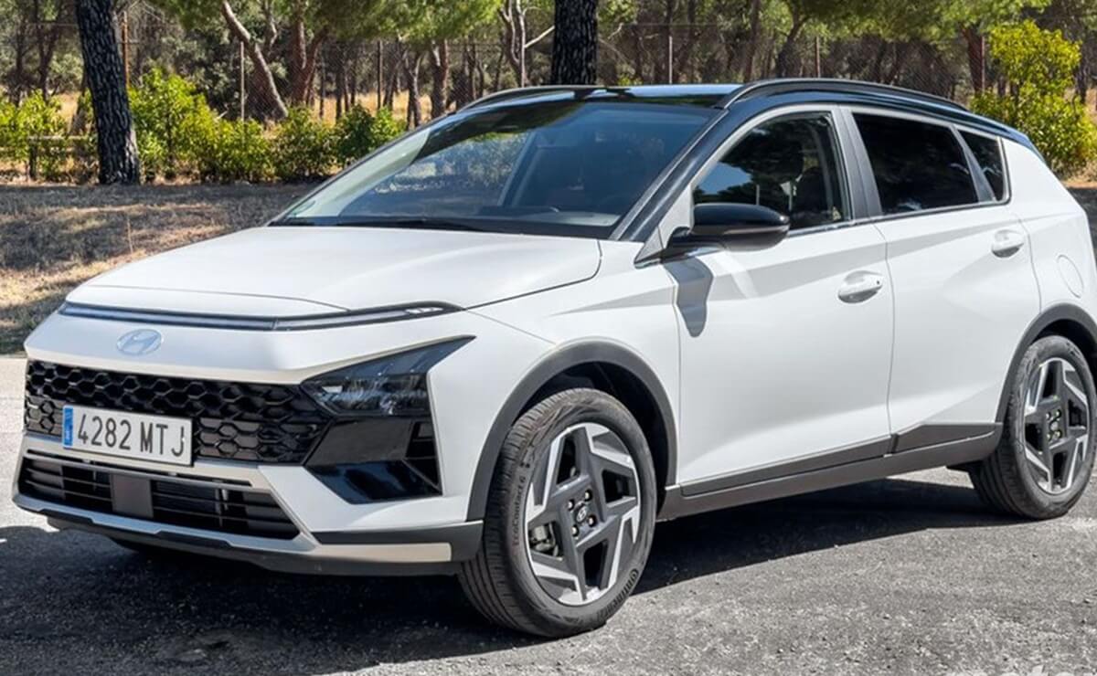 Hyundai baja el precio de un avanzado SUV para competir contra el nuevo Nissan Kicks 4 Hyundai Bayon perfil