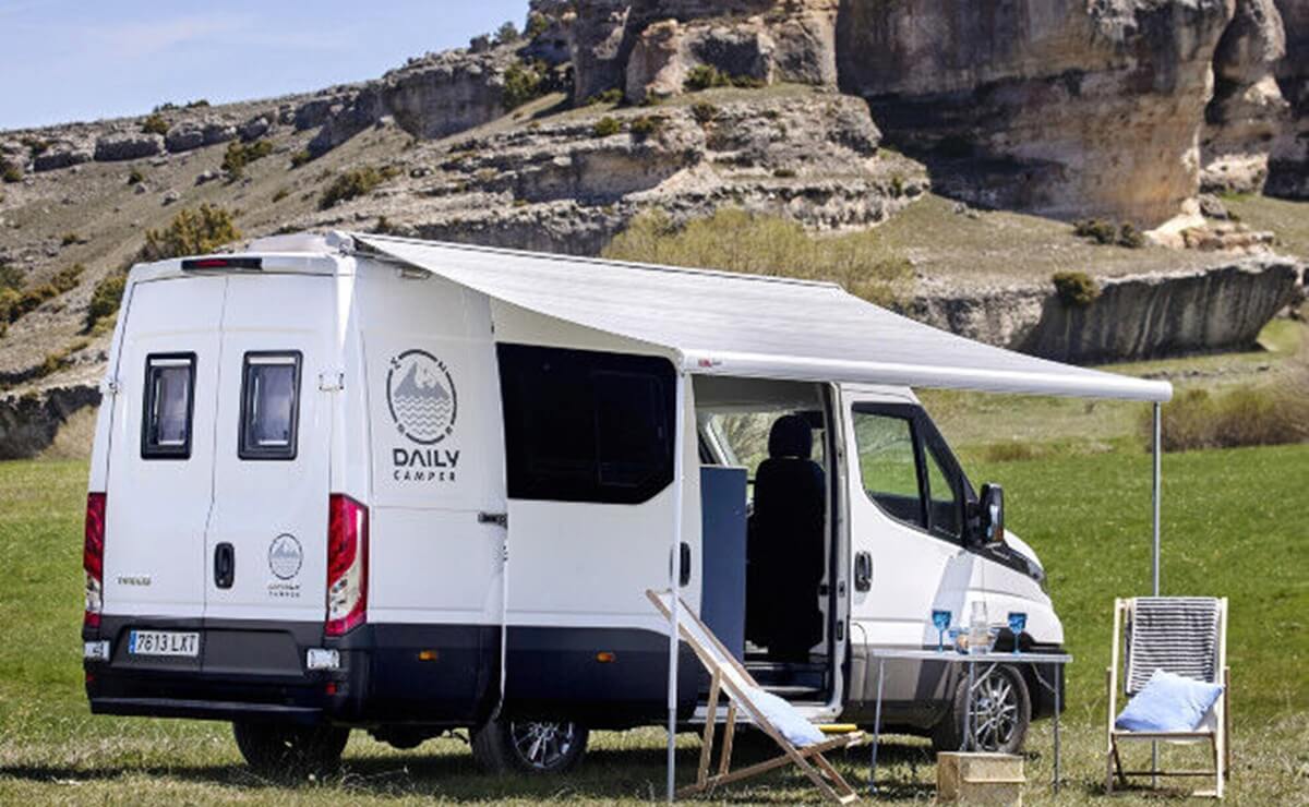 Equipamiento avanzado y algo más: la nueva furgoneta que llega para ser la gran referente 4 IVECO Daily Camper furgoneta