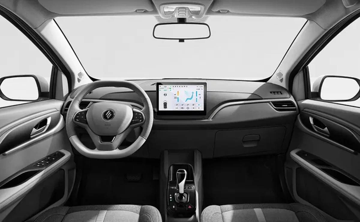 JMEV Easy 3 lanzamiento interior