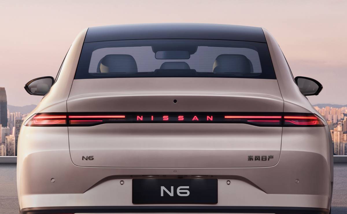 Nissan N6 cola