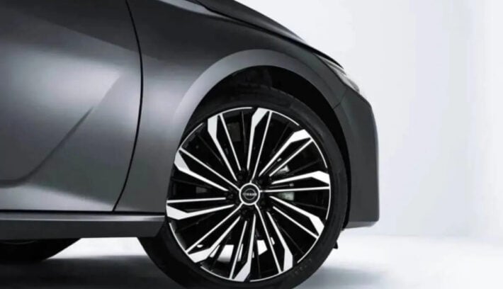 Nissan lanza el Teana Plus, el renovado sedán