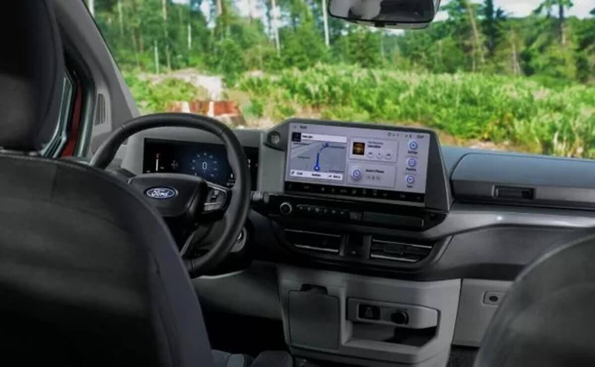 Ford lanza la furgoneta que va por Volkswagen y Toyota: ¿por qué considera que es la ideal? 4 Nueva Ford Transit Nugget