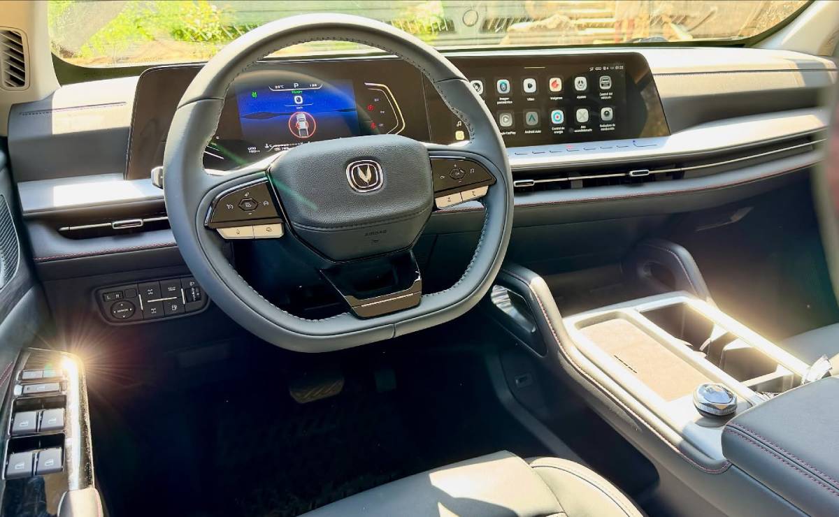 Pick up Changan Hunteer REEV interior