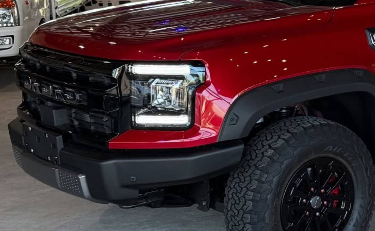 Pick up JMC GRAND AVENUE DADAO PRO teaser