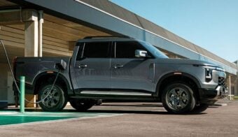 Pick up Santana 400 perfil