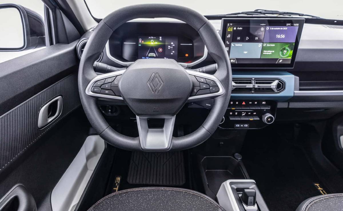 Renault Kwid E Tech 2026 interior