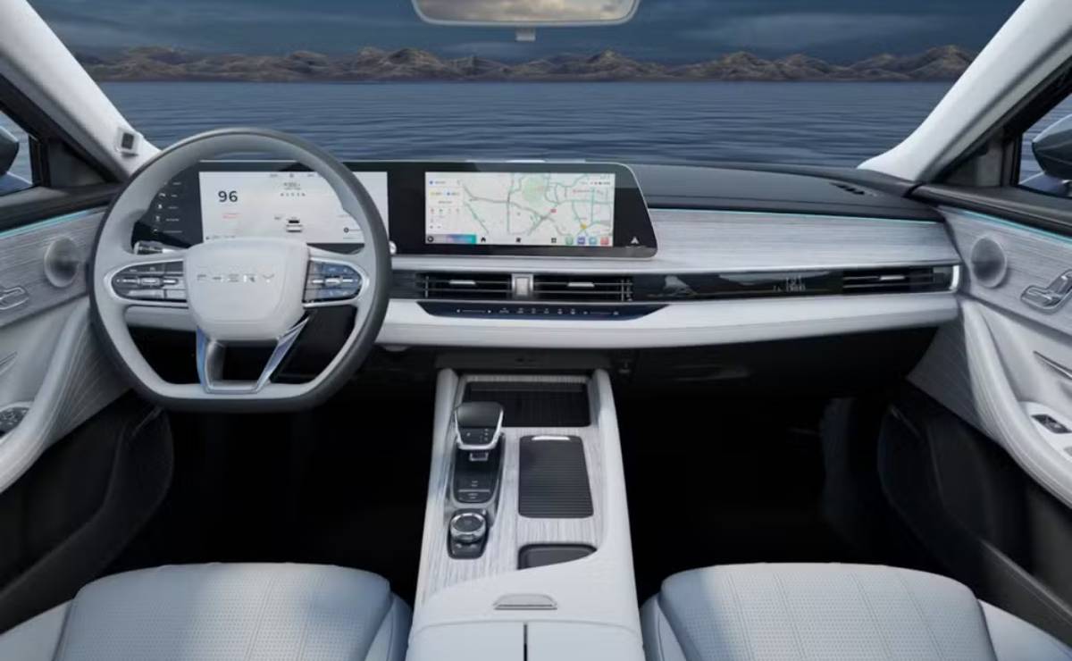 Sedan Chery Fulwin A8 Pro interior