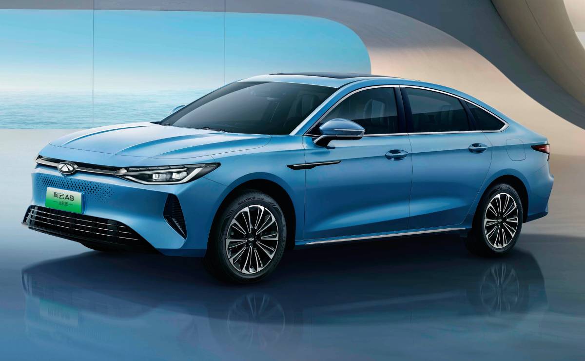 Sedan Chery Fulwin A8 Pro trompa