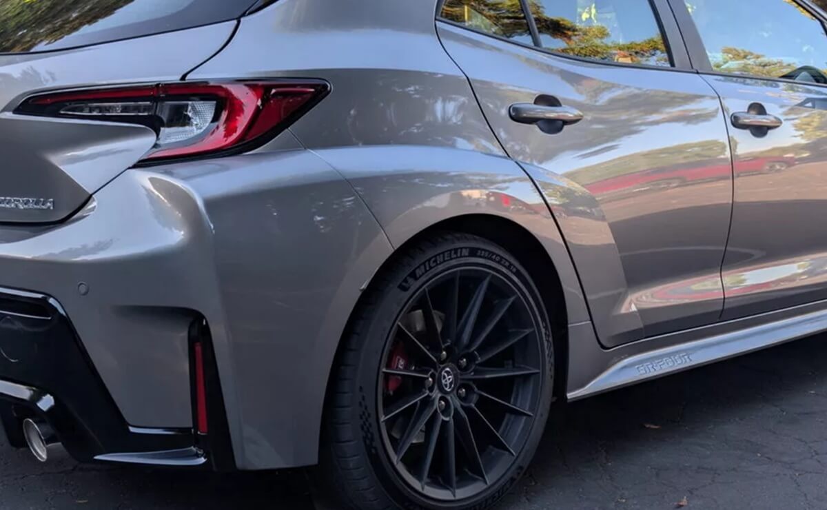Los cambios y mejoras del Toyota GR Corolla, la versión deportiva