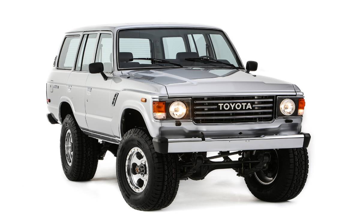 Con el motor de su pick up más importante: Toyota revivió un histórico SUV de los 80 6 Toyota Turbo Trail Cruiser frente