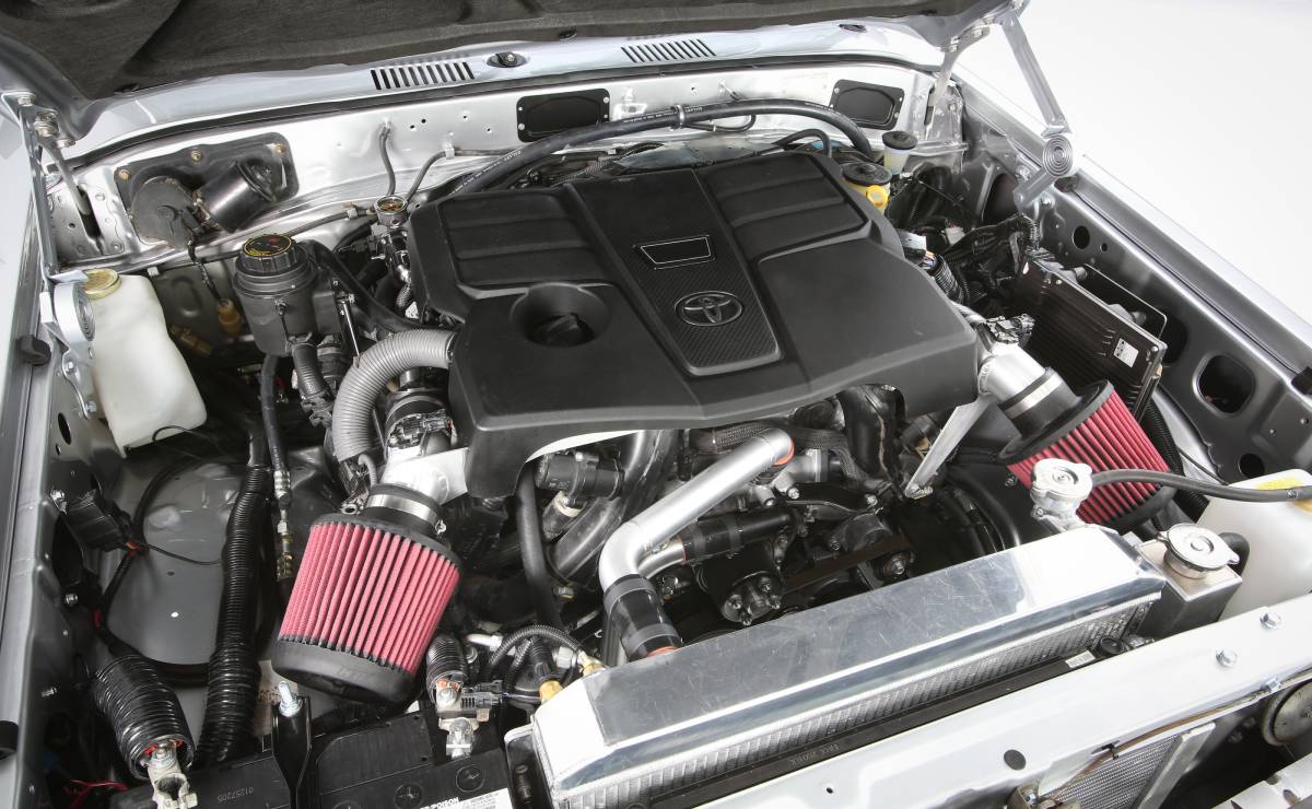 Con el motor de su pick up más importante: Toyota revivió un histórico SUV de los 80 2 Toyota Turbo Trail Cruiser motor