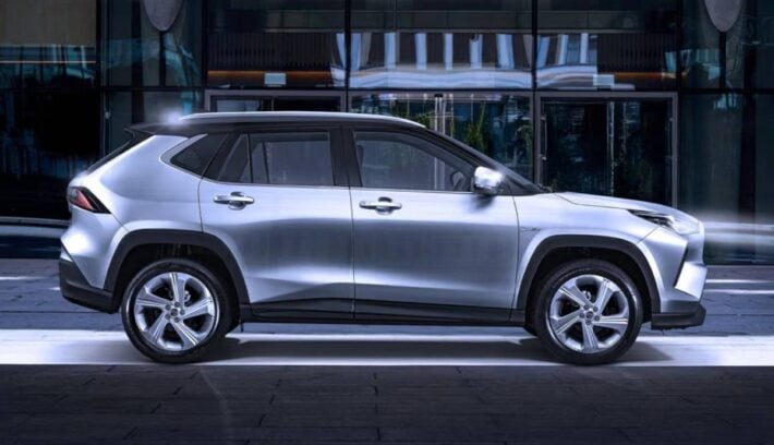 Toyota Yaris Cross perfil 3