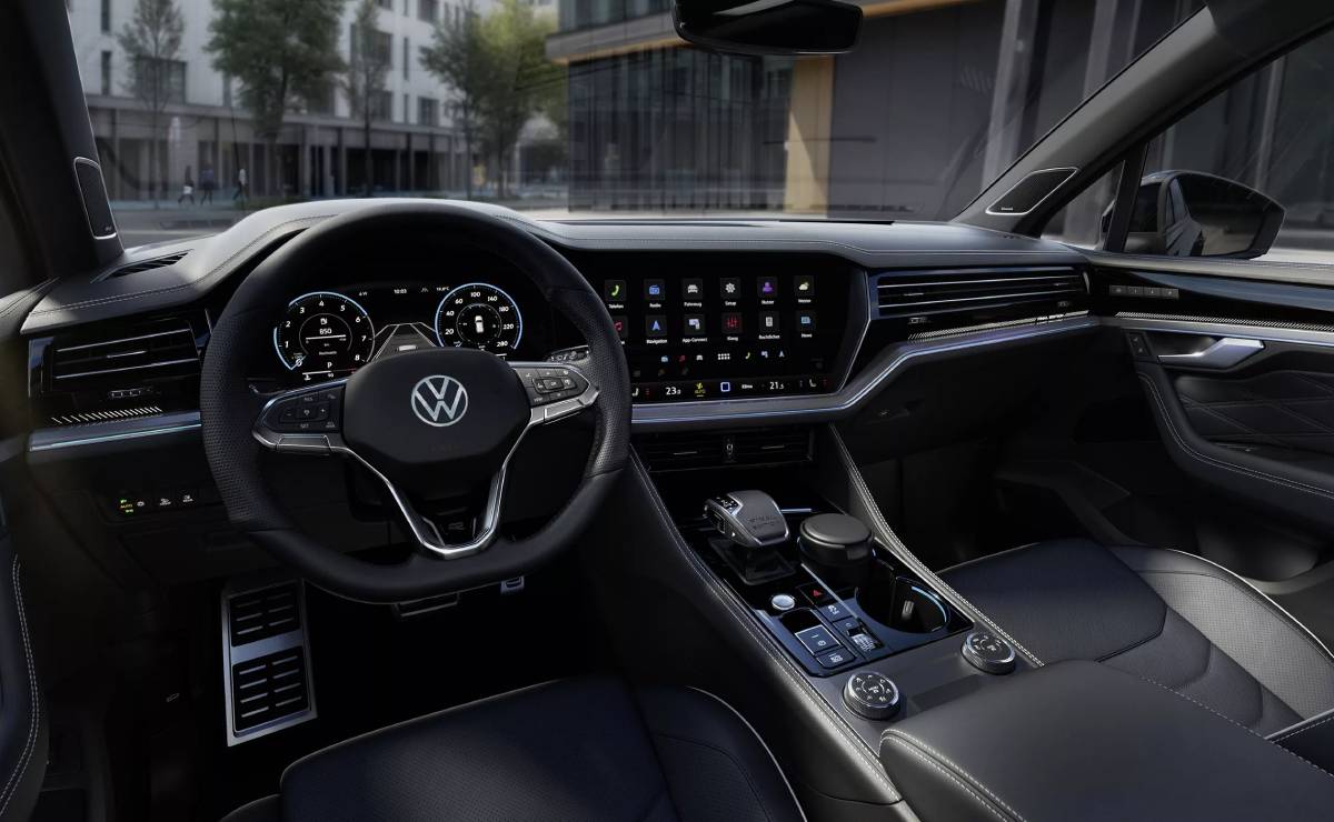 Volkswagen Touareg Final Edition interior