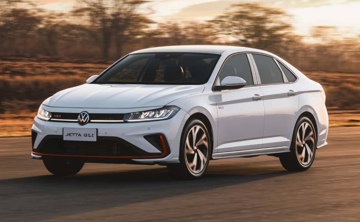Volkswagen Vento GLI 2026 accion