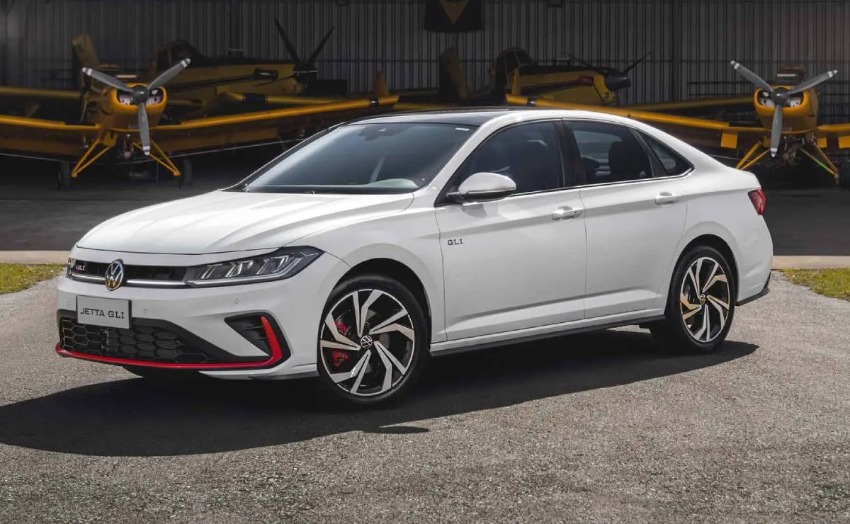 Volkswagen Vento GLI 2026 frente