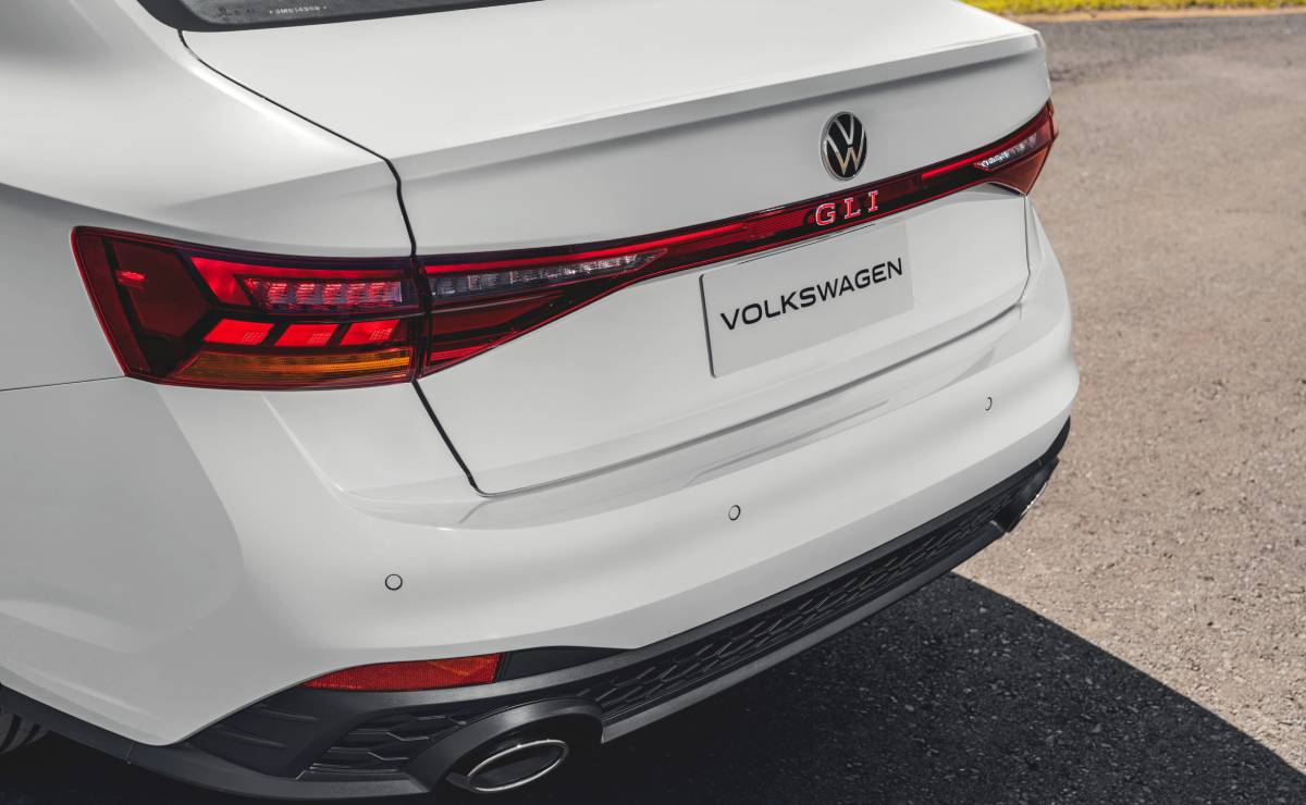 Volkswagen Vento GLI 2026 teaser