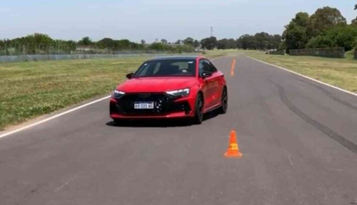 Audi RS3 Sedán Test Drive 1 audi RS3 sedan