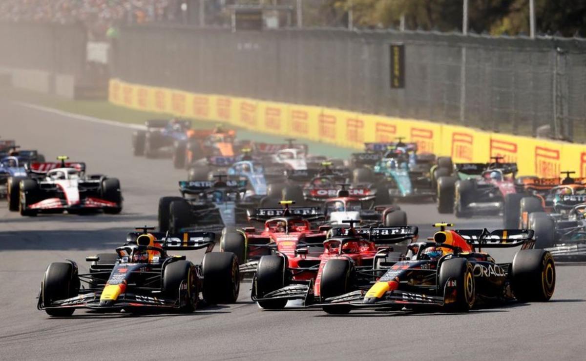 A lo Franco Colapinto: 3 casos resonantes de "desobediencia de equipo" que marcaron la F1 5 Max Verstappen vs. Sergio "Checo" Pérez