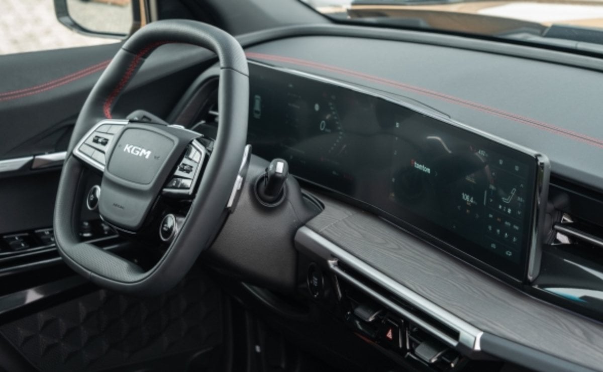 Este SUV supera los 200 CV, tiene tecnología avanzada, y 1.000.000 de km de garantía 5 SUV