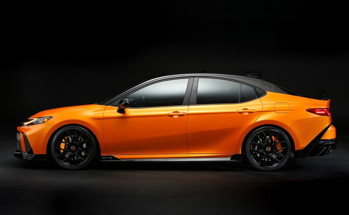 Toyota presentará la versión más radical de su sedán grande: ¿qué tiene de especial? 3 Toyota Camry GT-S Concept