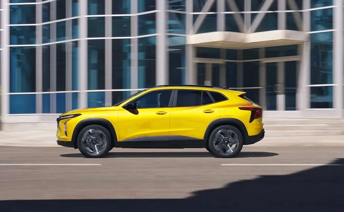 Como Tracker, pero más grande y barato: Chevrolet lanzó este renovado SUV 4 Chevrolet Trax perfil