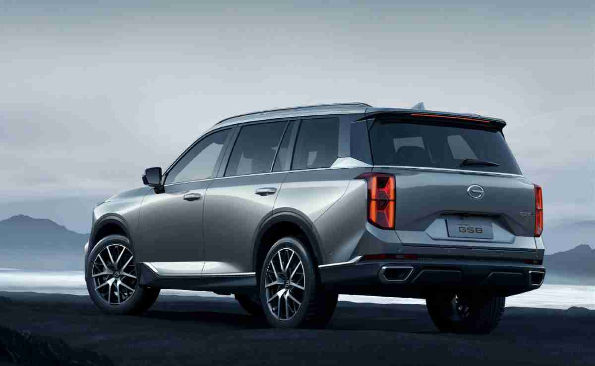 Llegó un nuevo SUV con siete asientos, equipamiento superior y motor de 251 CV: cuánto cuesta 2 GAC SUV