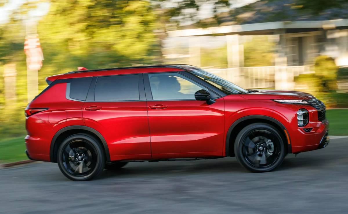 Nissan actualiza su SUV ubicado por encima de Kicks: ¿cuándo se lanza? 5 Nissan Rogue 2026 accion 1