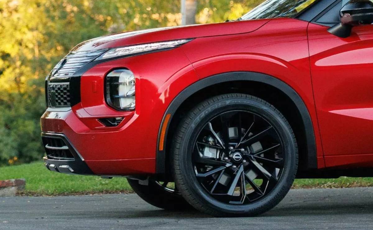 Nissan actualiza su SUV ubicado por encima de Kicks: ¿cuándo se lanza? 1 Nissan Rogue 2026 perfil