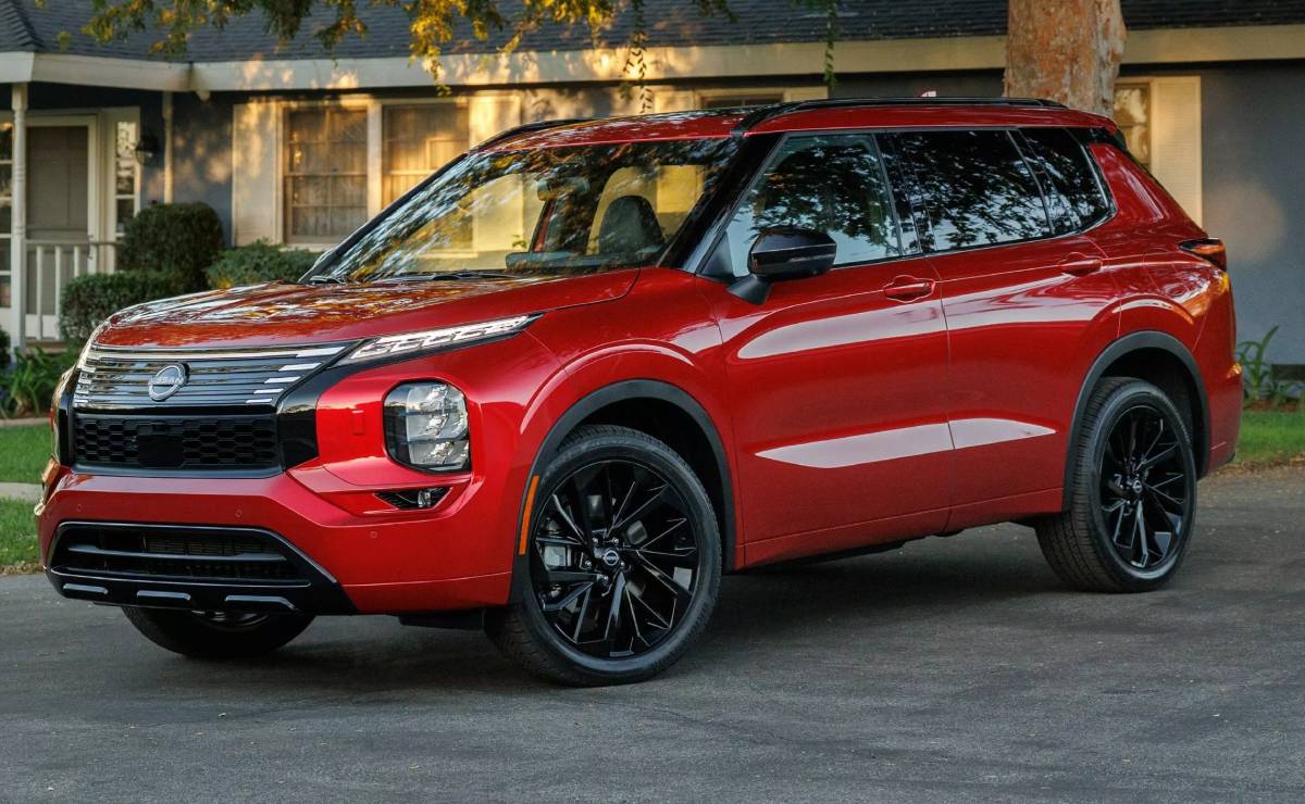 Nissan actualiza su SUV ubicado por encima de Kicks: ¿cuándo se lanza? 3 Nissan Rogue 2026 trompa 1