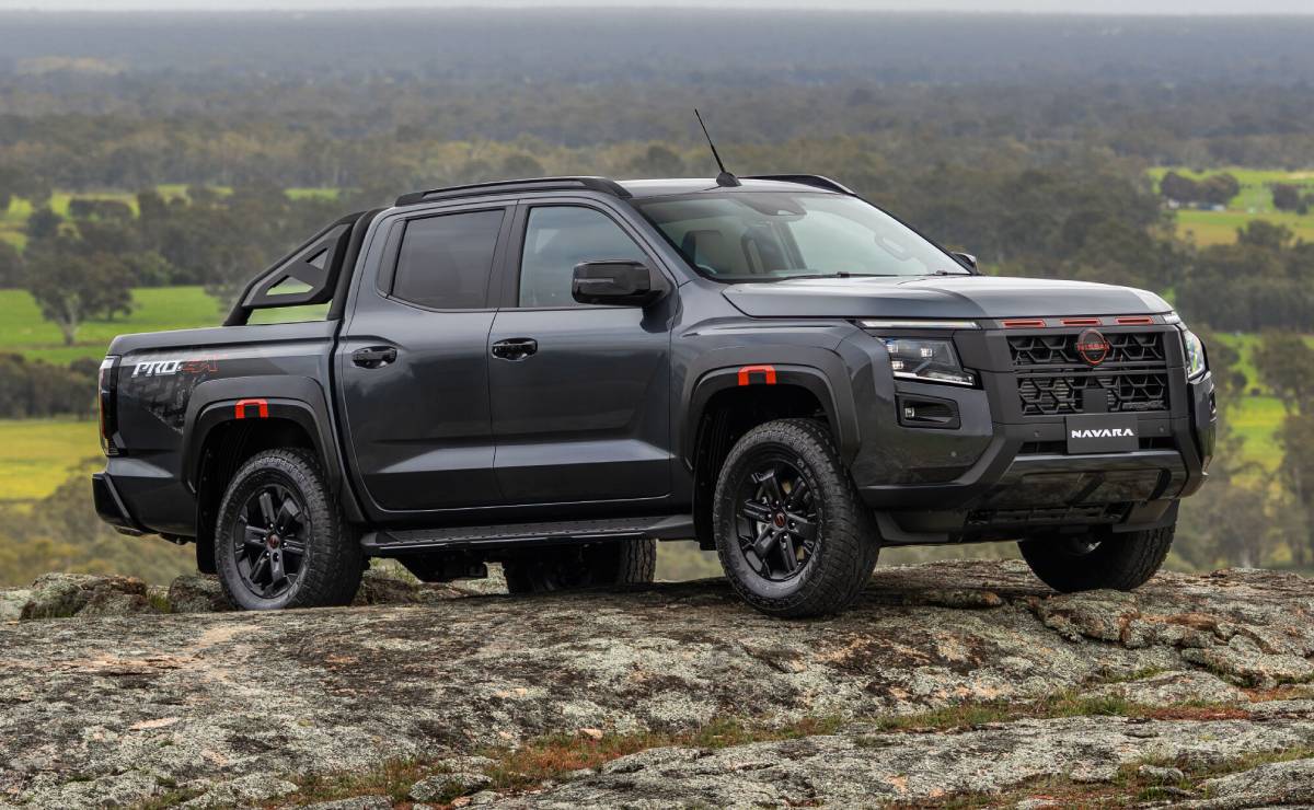 Nissan renovó su pick up más vendida para ir contra Toyota y Ford: ¿en qué cambia este modelo? 2 Nueva Nissan Frontier frente 3